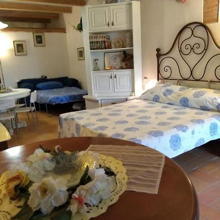 Villa Abruzzocasacampagna Collecorvino - Monolocale Con Mini-Cucina, Giardino E Parcheggio Extérieur photo