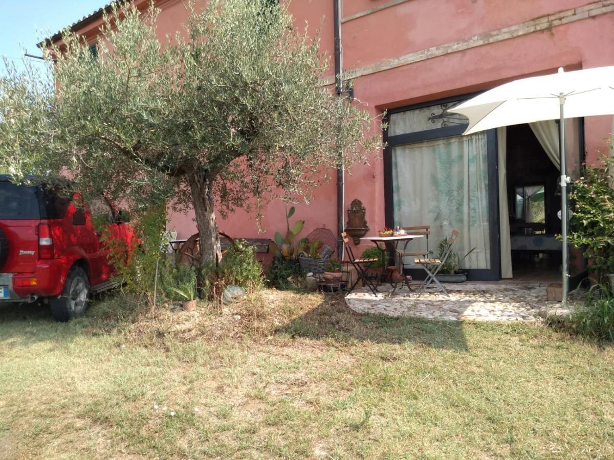 Villa Abruzzocasacampagna Collecorvino - Monolocale Con Mini-Cucina, Giardino E Parcheggio Extérieur photo